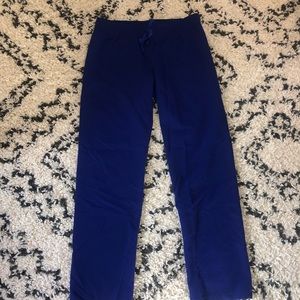 Figs Livingston scrubs size small in blue